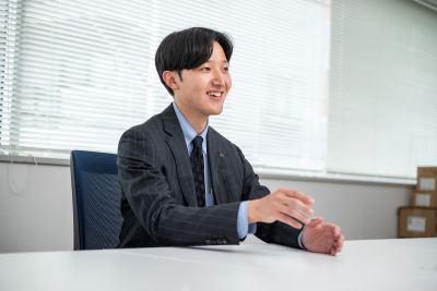 社員紹介009